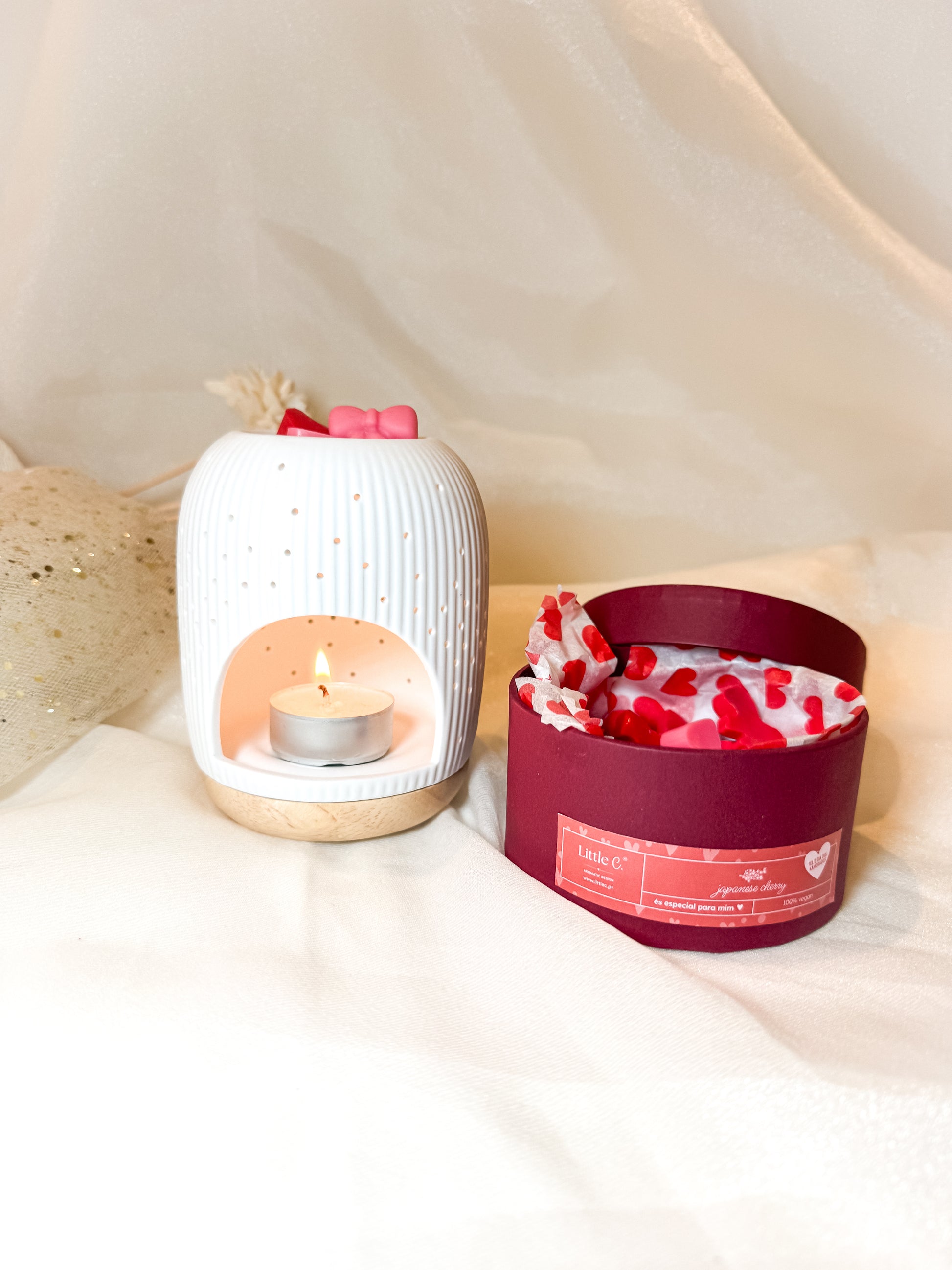 Queimador Wood + Caixa de Wax Melt "Amor"