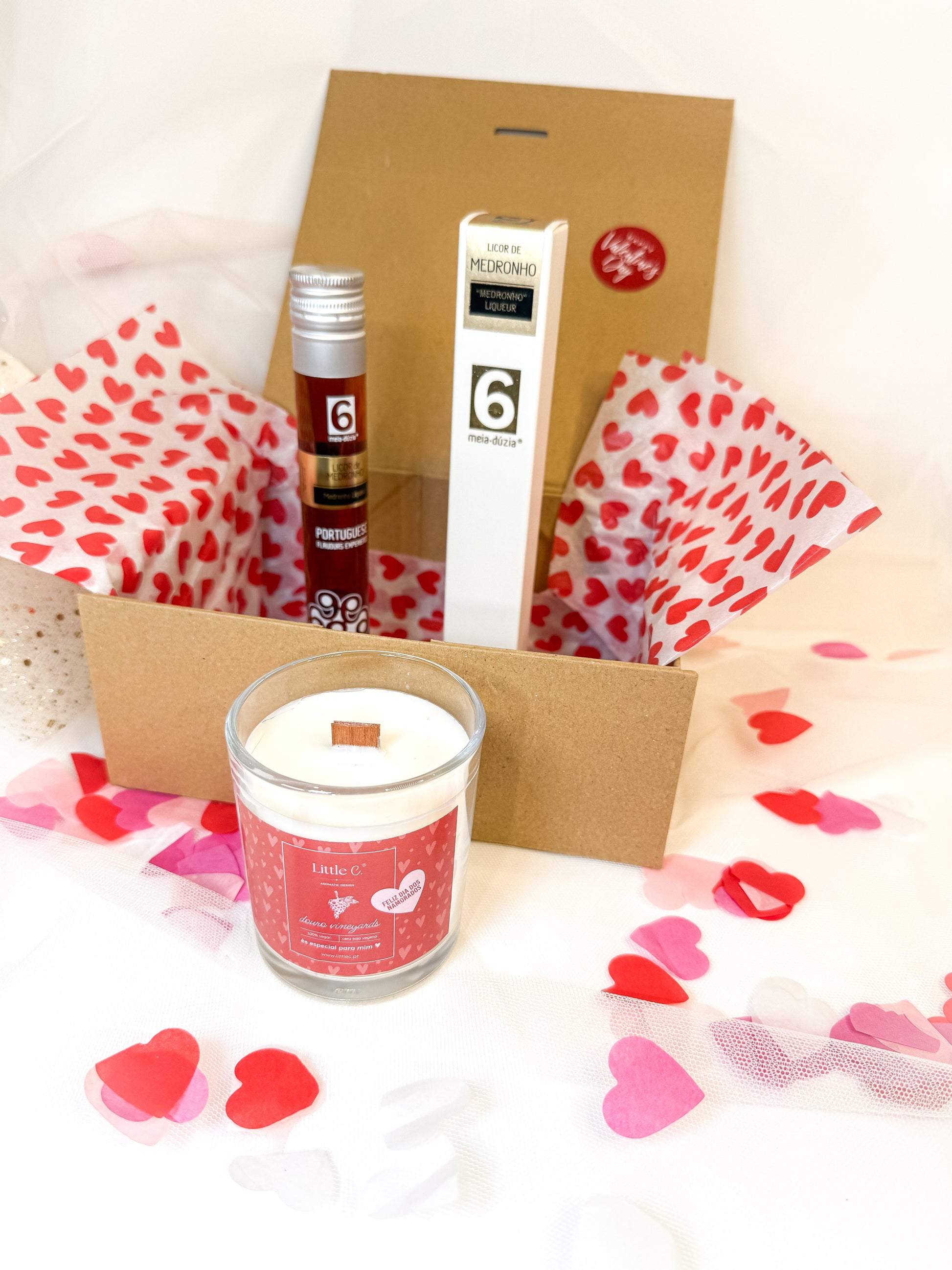 Conjunto “Um brinde para Ele”