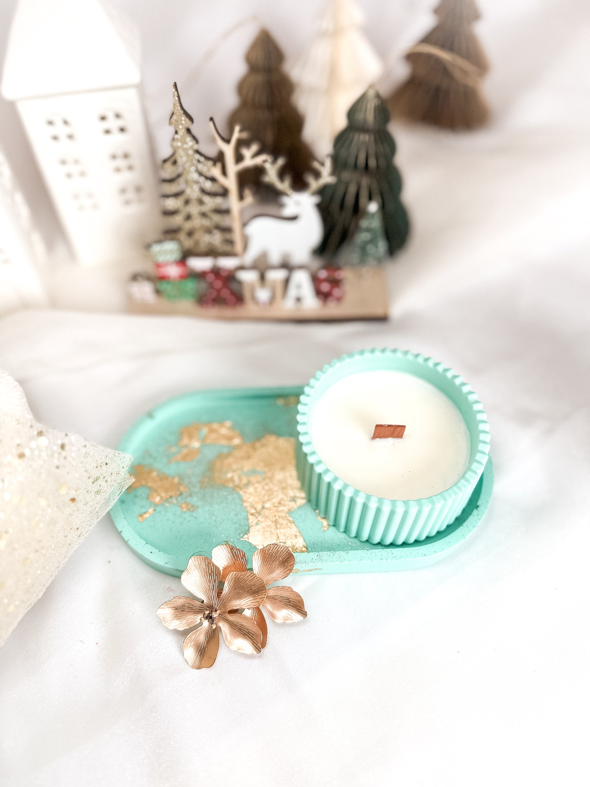 Box 4 Natal 2025  | 1 Vela de Cera de Soja + Prato