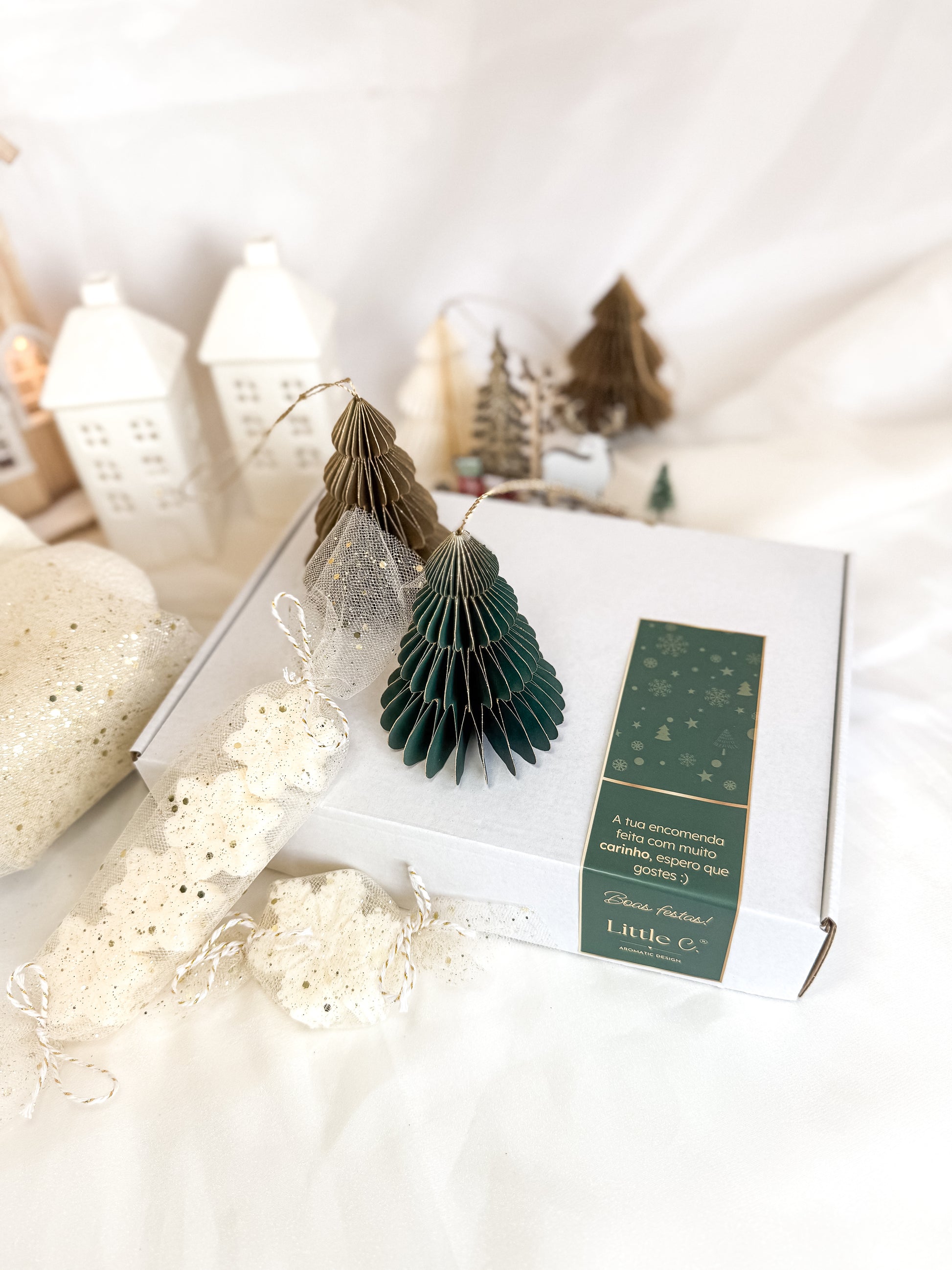 Caixa Presente Branca - Natal 2025