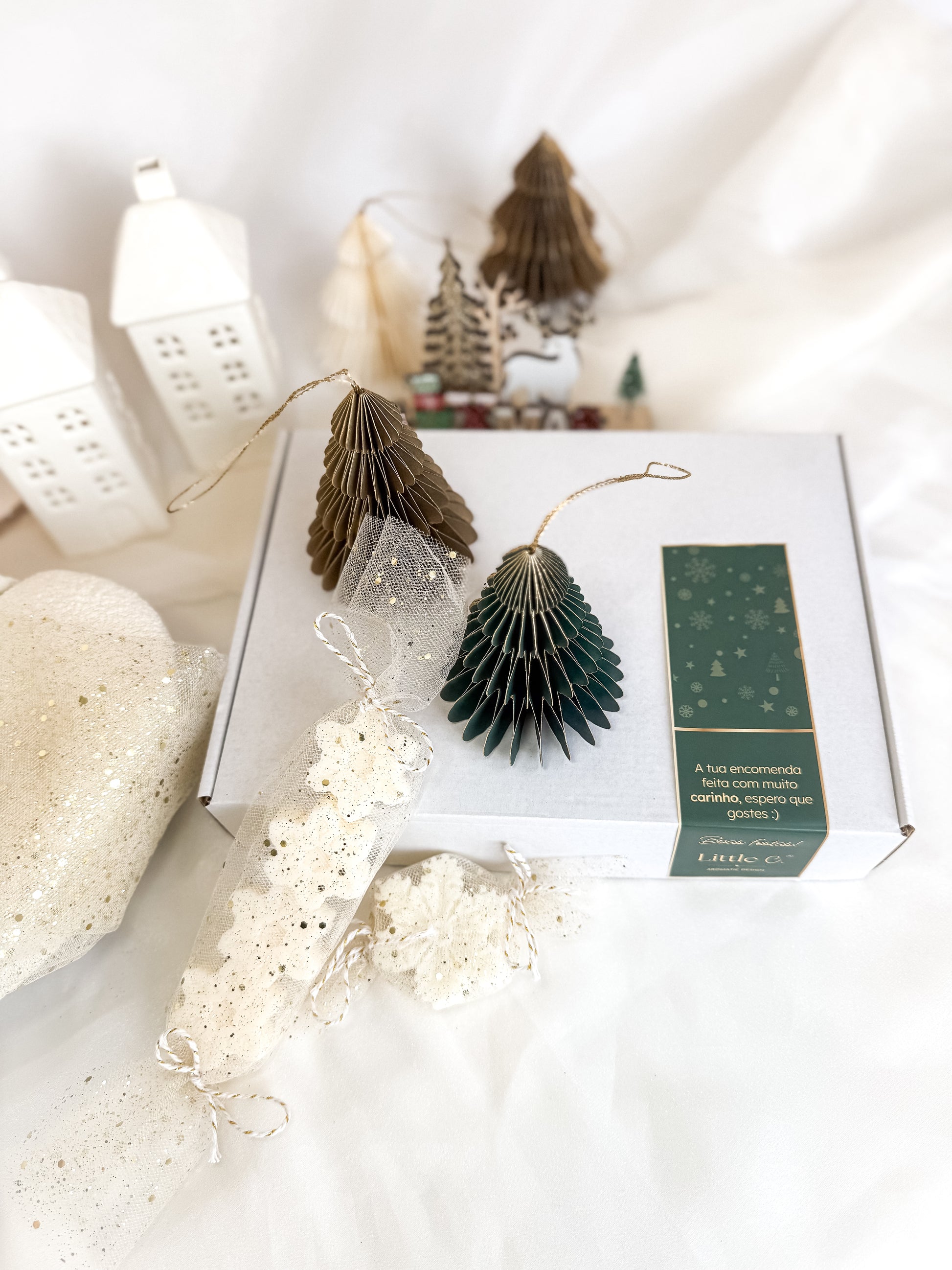Caixa Presente Branca - Natal 2025
